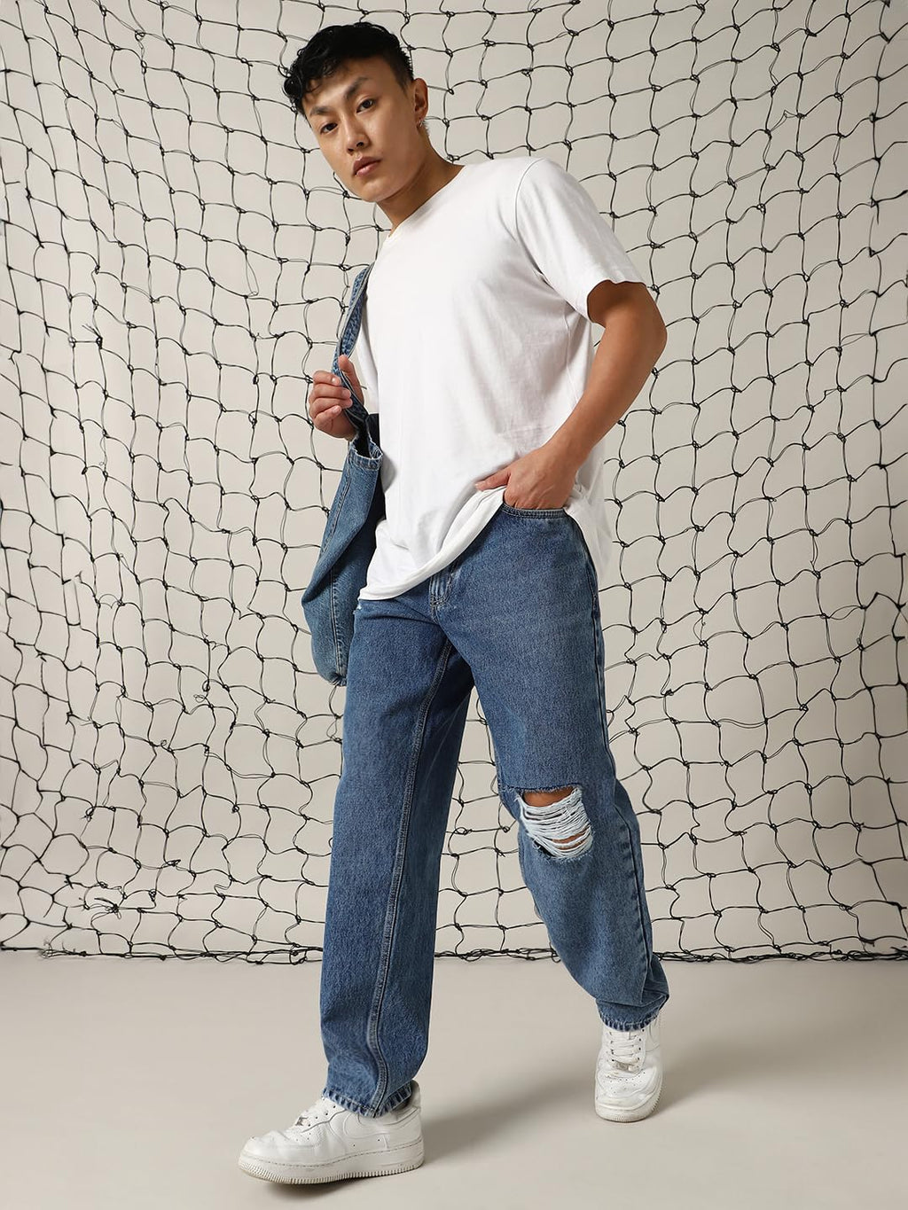 Hubberholme Men Cotton Washed Relaxed Fit Mid-Rise Jeans