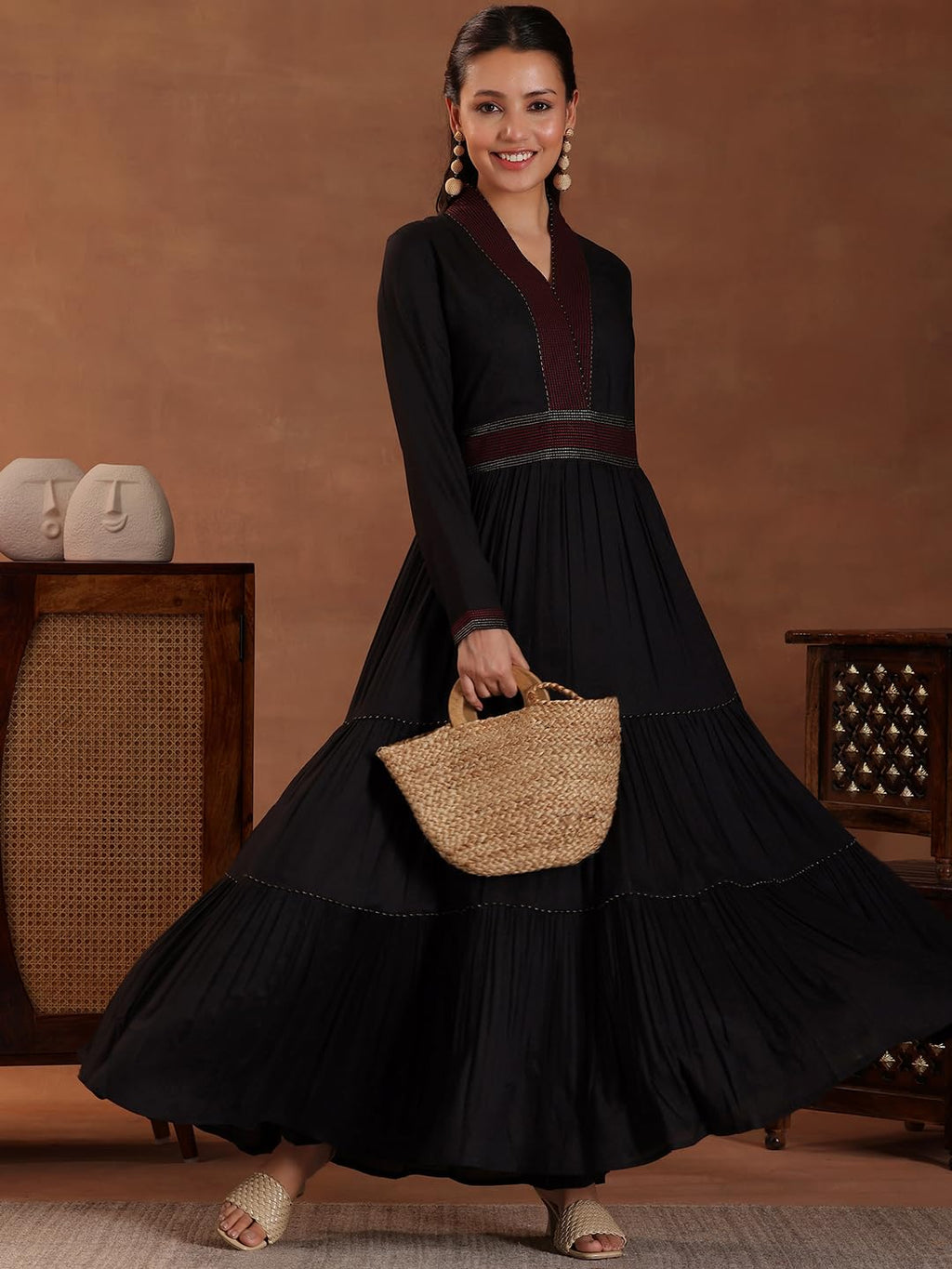 Libas WomenS Rayon Self Design Kurta Set (27596_Black