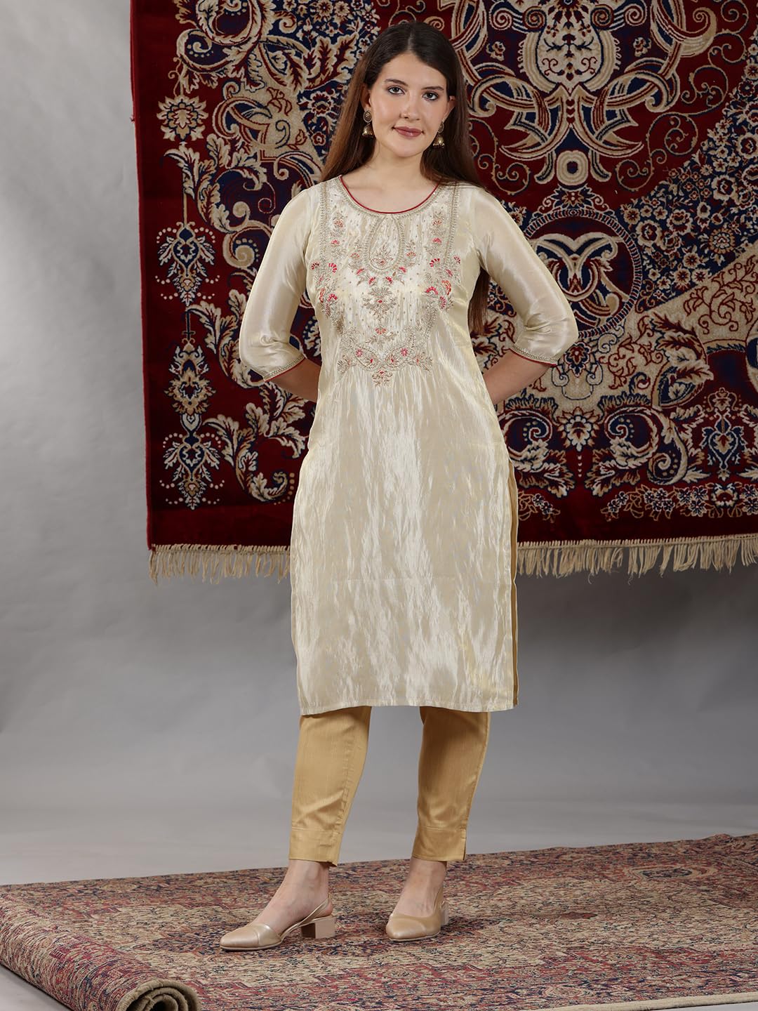 Aurelia Women?? Solid Straight Kurta | Lightweight Round Neck Kurta For Women | Solid Kurta For Women | Beautiful Regular Fit Kurta For Women