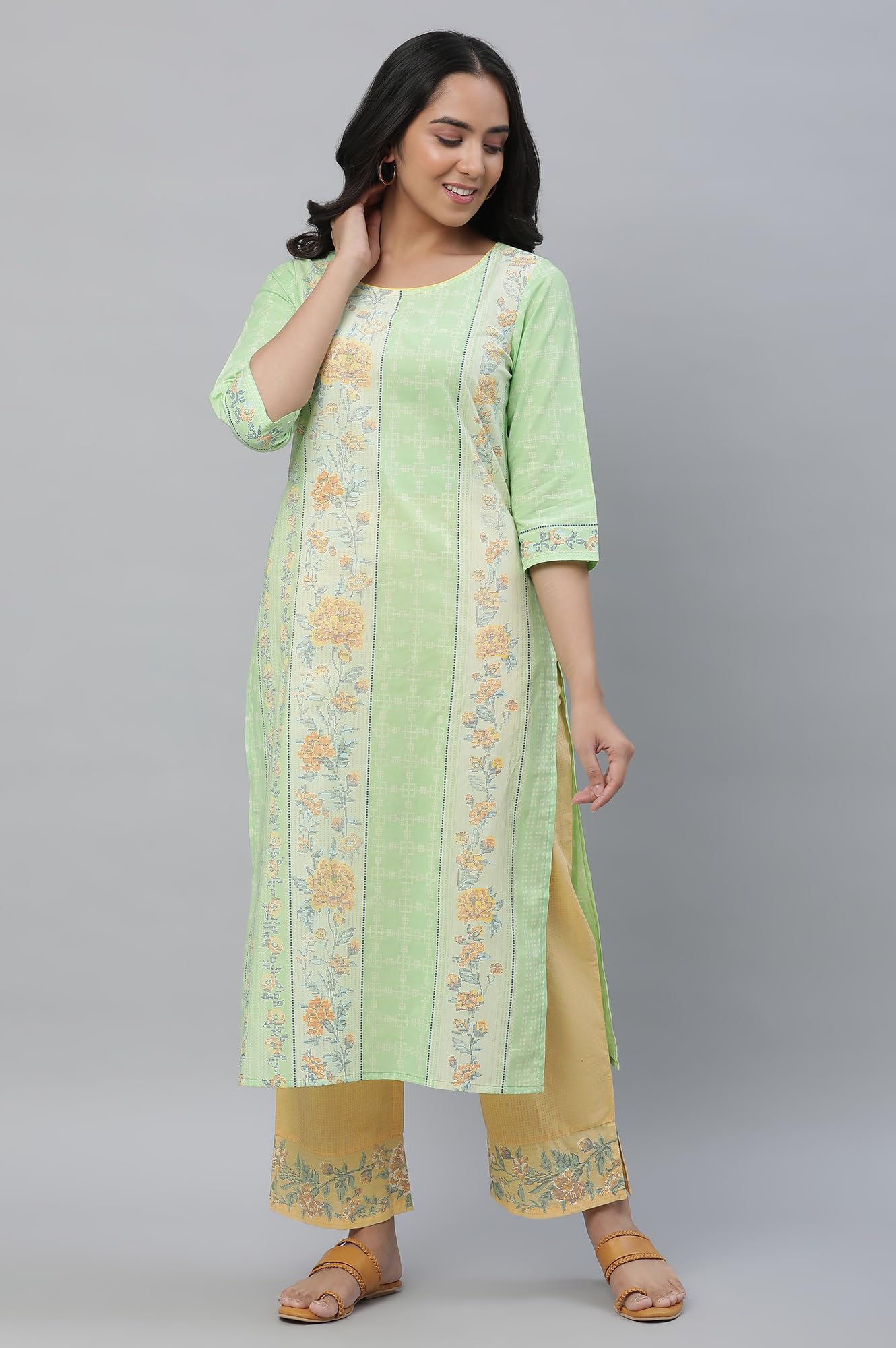 Aurelia Green Floral Printed Printed Cotton Straight Long Kurta For Women