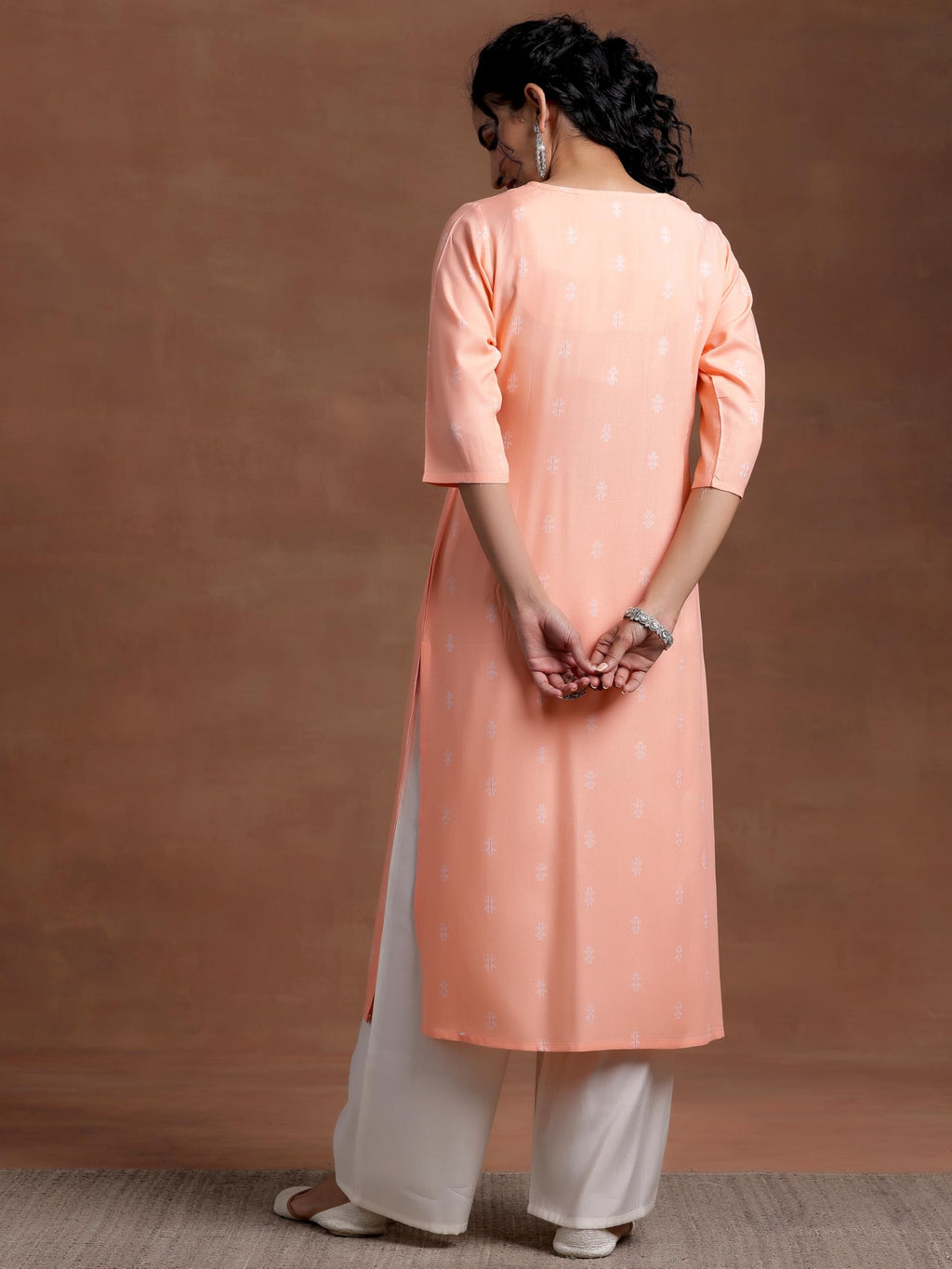 Libas WomenS Cotton Woven Design Straight Kurta (26978_Peach
