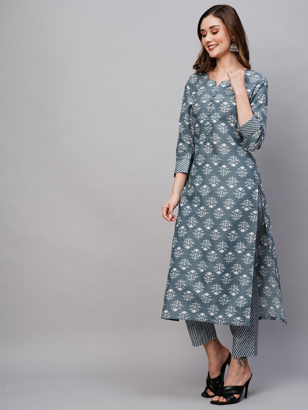 ANNI DESIGNER Womens Cotton Blend Printed Straight Kurta with Pant (KIDYA Grey_S_Grey_Small)
