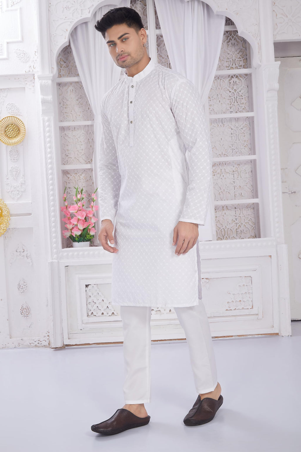 Divisive MenS Thread Embroidered Cotton Only Slim Fit Kurta (Dkrt633_Xxl_White)