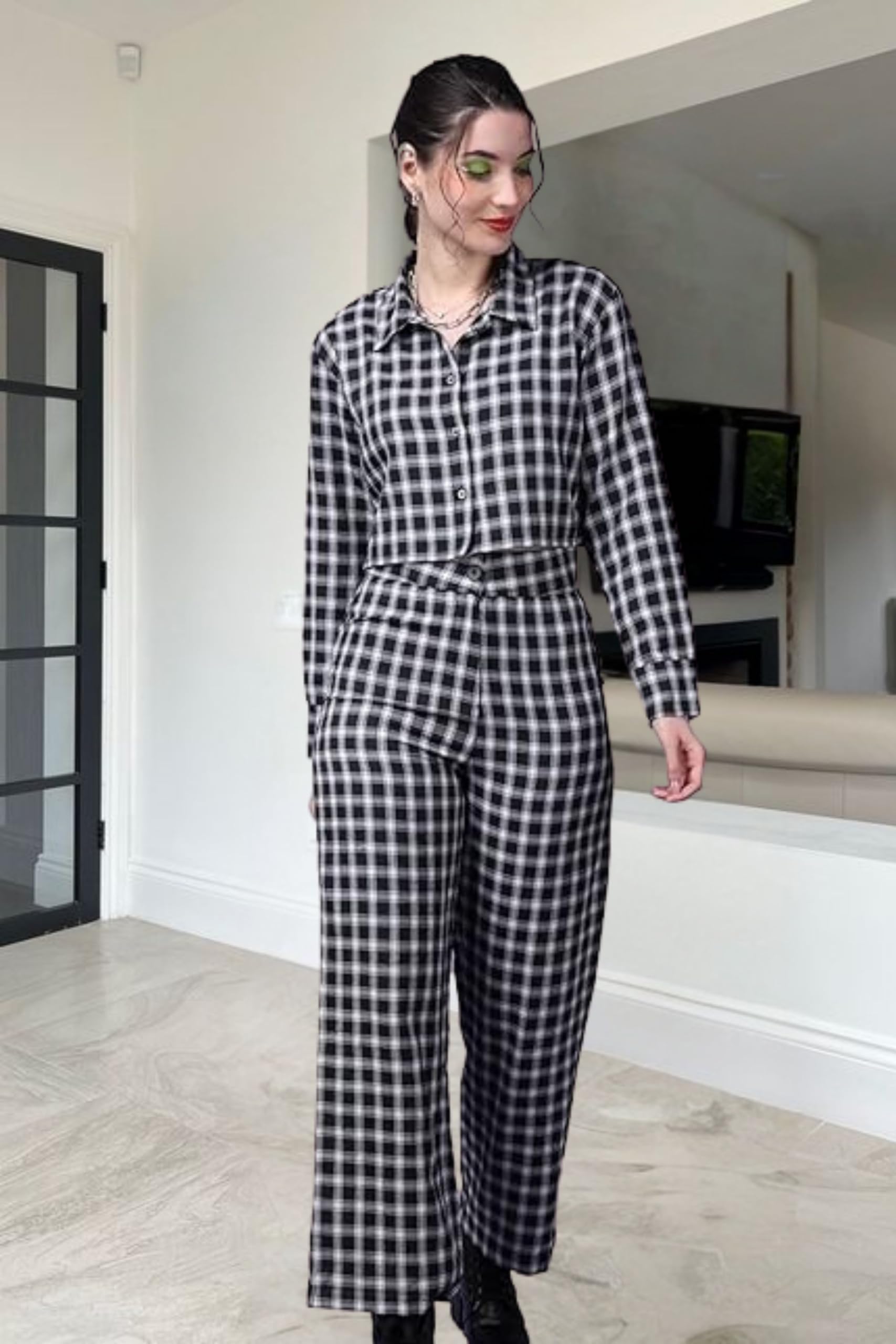 Popwings Casual Checks Print Crop Shirt And Trouser Co-Ord Set For Women | Shirt And Pant Co-Ord Set For Women | Full Sleeves Co