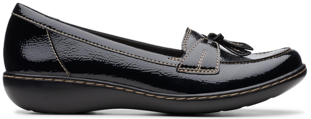 Clarks Women's Ashland Bubble Loafer, Black Crinkle Patent Synthetic, 8.5 M US