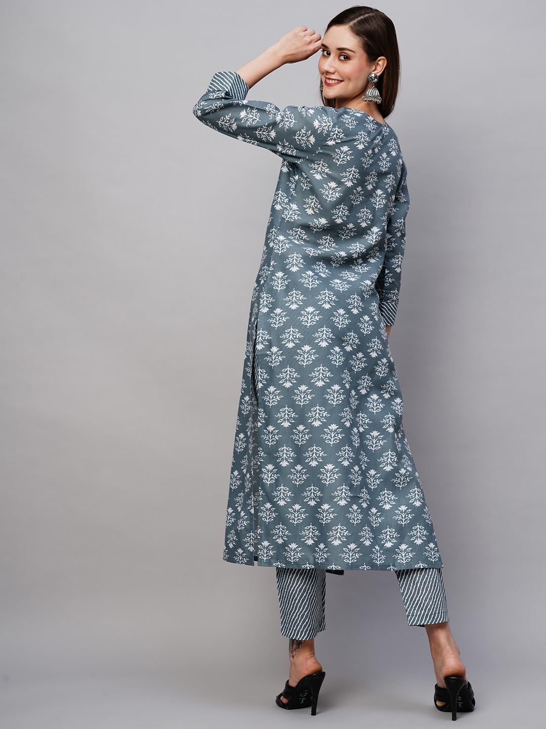 ANNI DESIGNER Womens Cotton Blend Printed Straight Kurta with Pant (KIDYA Grey_S_Grey_Small)