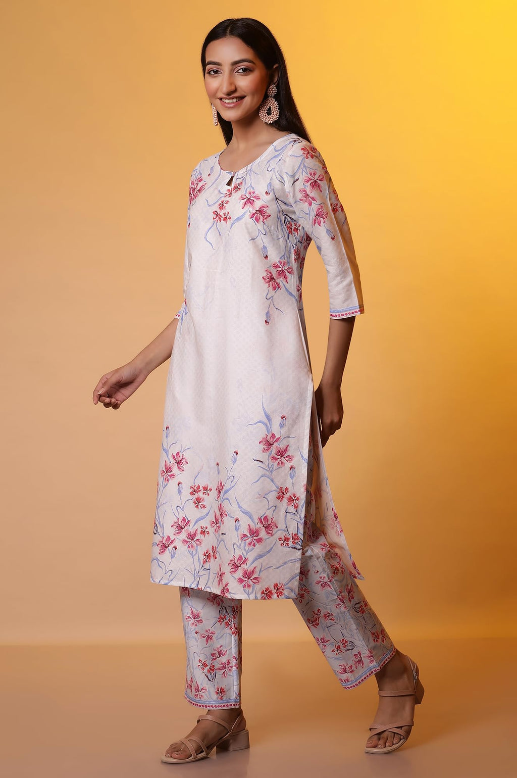 Aurelia Women Viscose Floral Printed Kurta With Pant & Dupatta Set