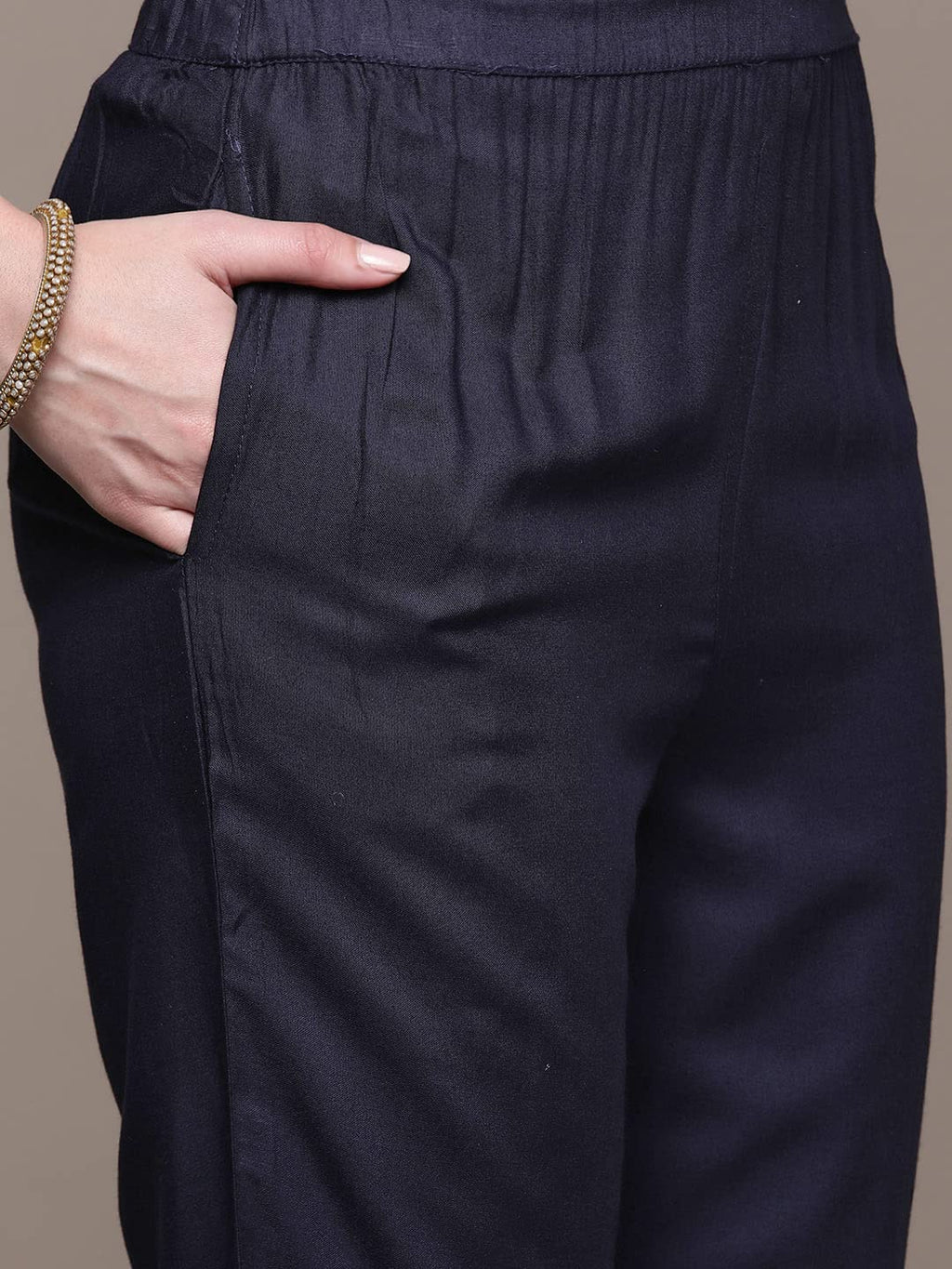 Anubhutee Women Rayon Kurta Palazzo With Dupatta Set