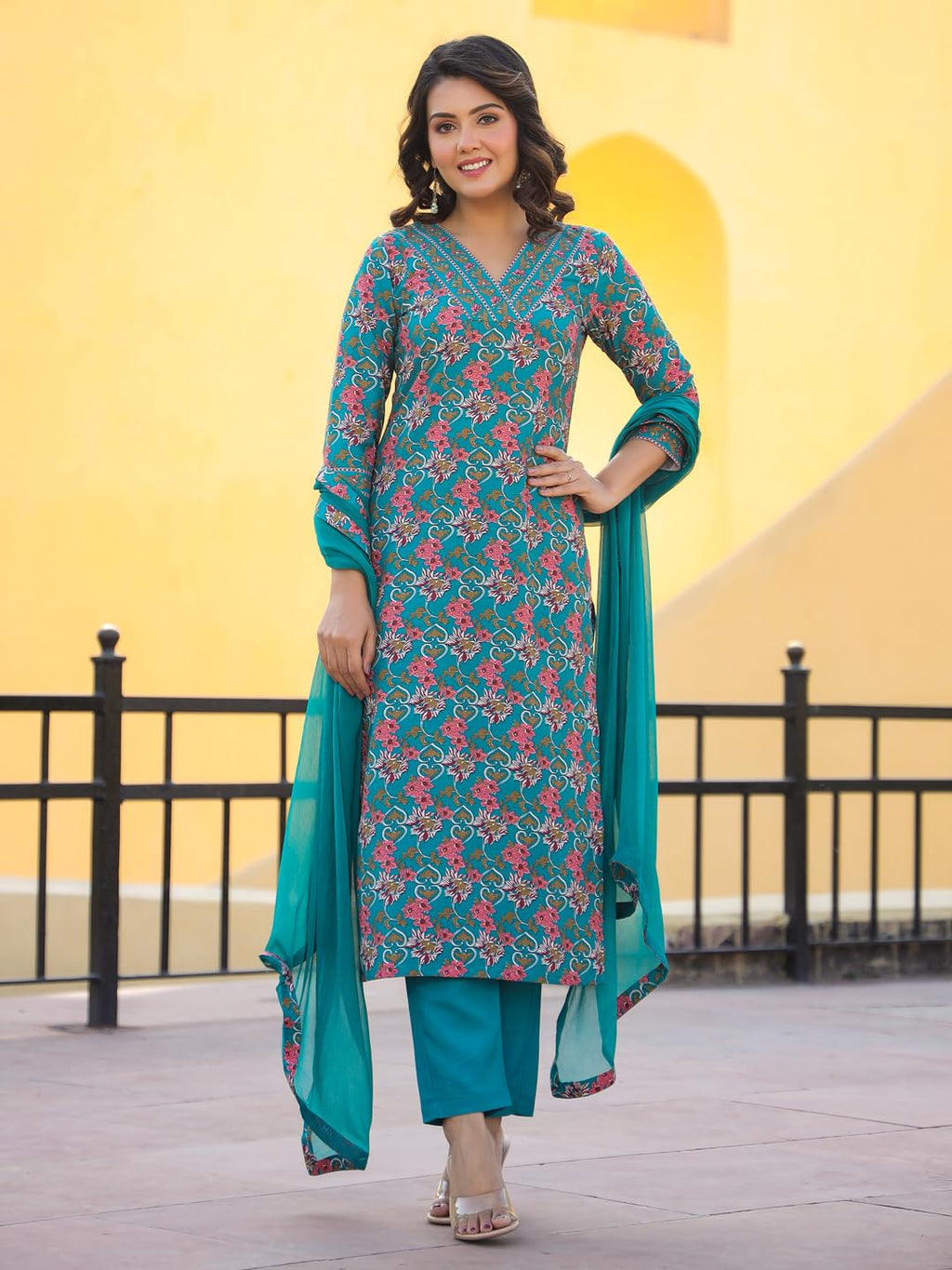 ANNI DESIGNER Women s Rayon Blend Printed Straight Kurta with Pants and Dupatta, Green, 36