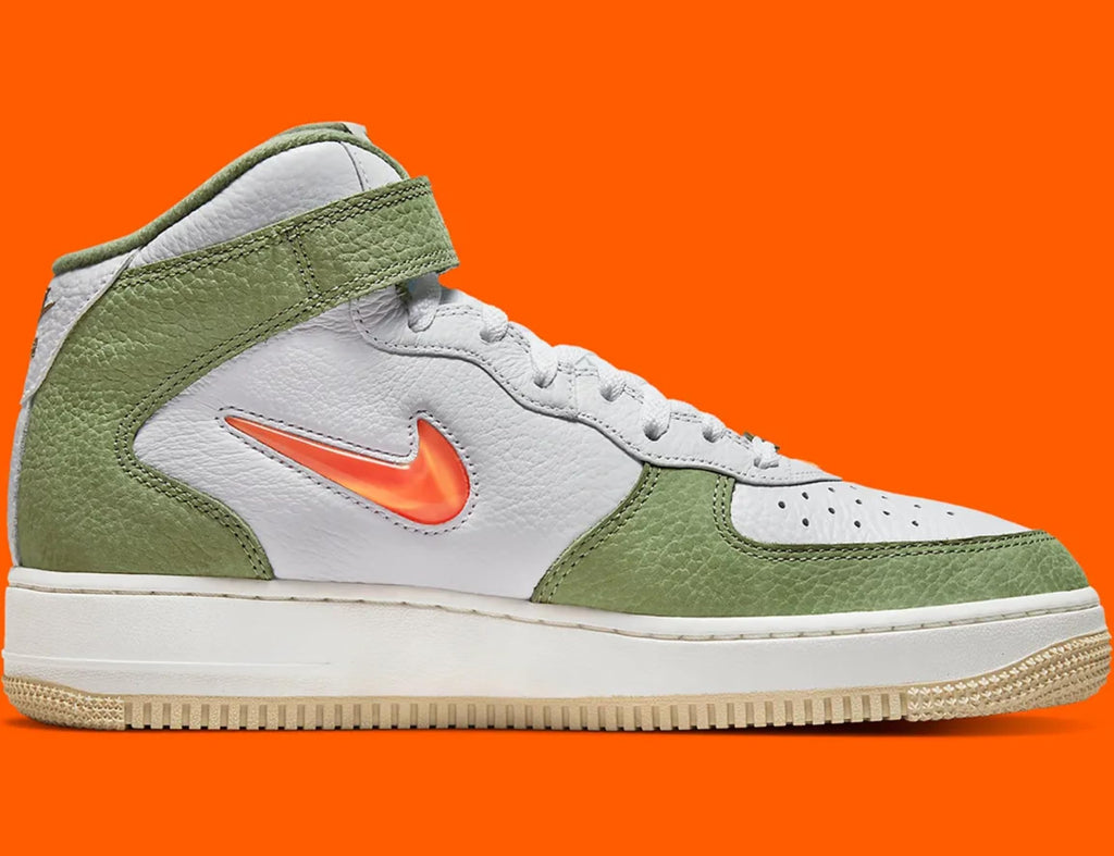 Nike Mens Air Force 1 Mid QS DQ3505 100 Jewel Oil Green - Size 15