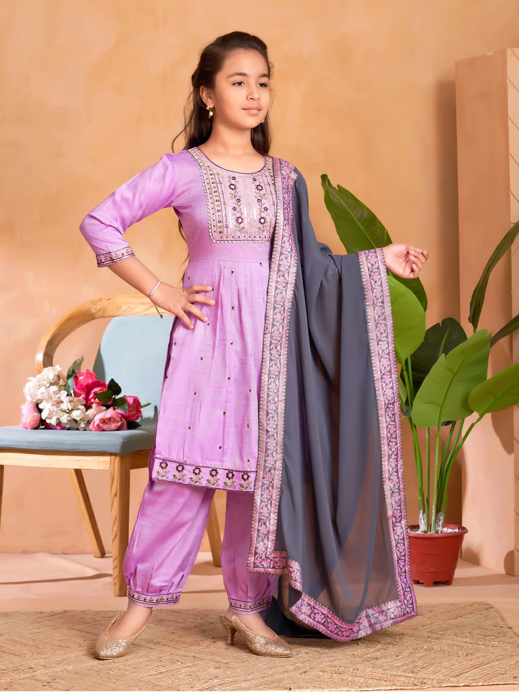 Aarika Girls Ethnic Wear Light Purple Colour Sequin Thread Embroidery Kurti Patiala Set-(4-13 Years)-(PT-TR-K-1063-LIGHT-PURPLE-