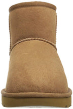 UGG Women's Classic Mini Ii Boot, Chestnut, 09