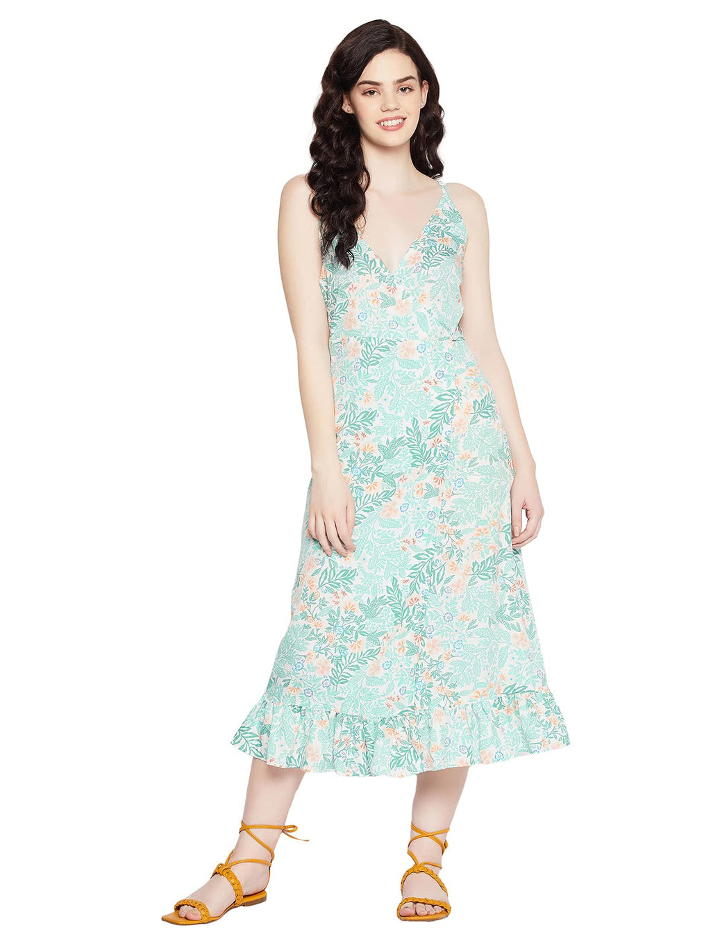 Clovia Women'S Crepe Tropical Print Ruffled Resortwear Long Maxi (Rw0056P18_White_Xxl)