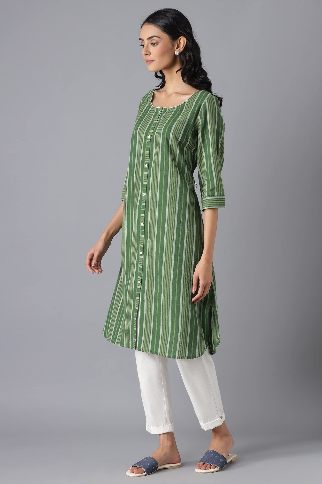 Aurelia Women'S Cotton Straight Fit Geometric Round Neck Straight Kurta