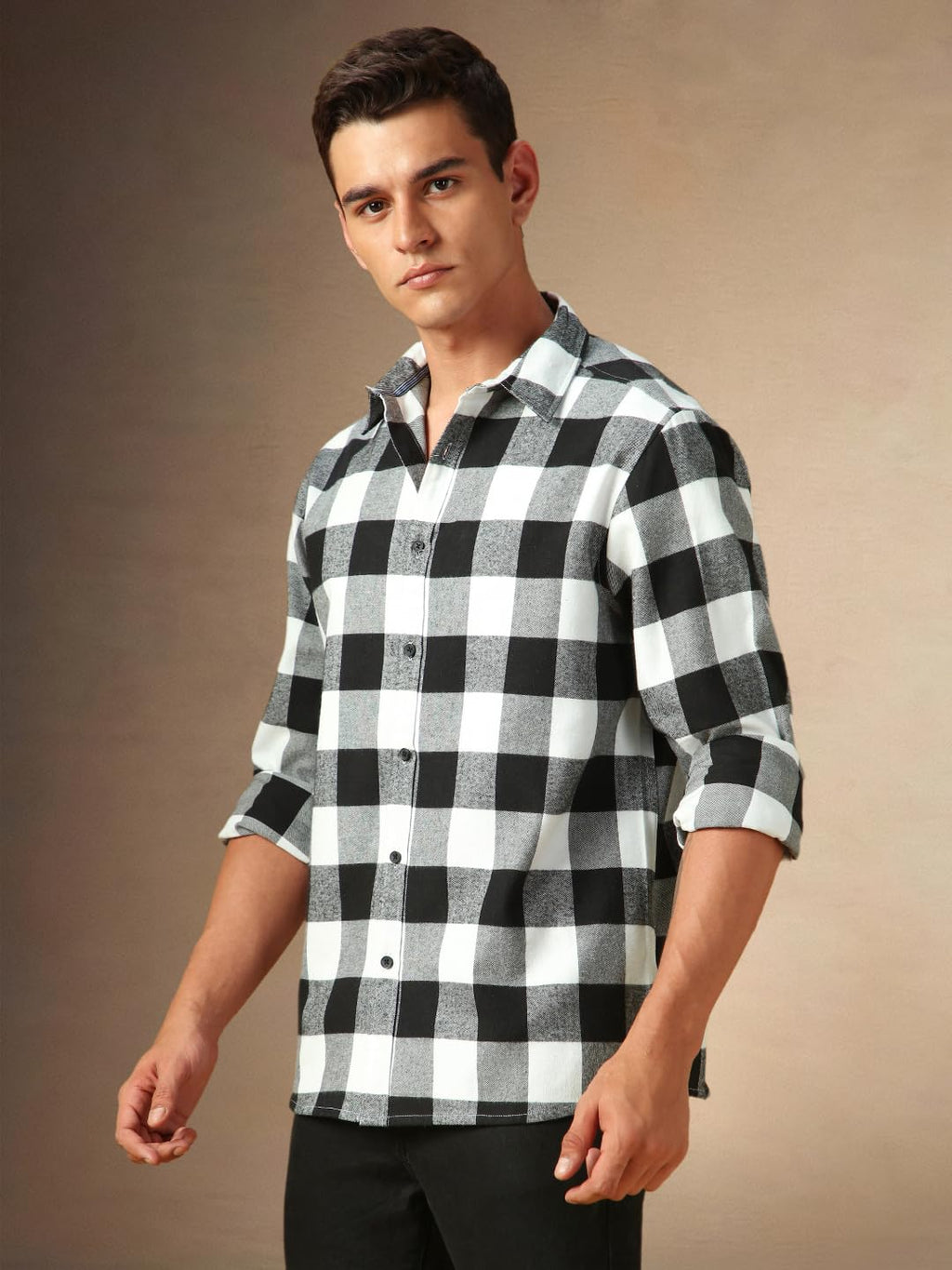 Dennis Lingo Men Flannel Check Cotton Relaxed Fit Full-Sleeves Shirts Black
