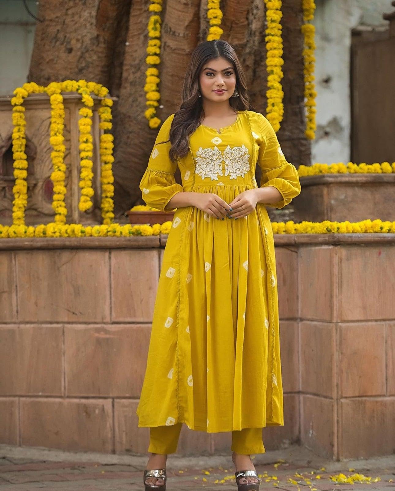 ANNI DESIGNER Womens Rayon Blend Floral Straight Kurta with Pant (ANVESHI-CLRS_Yellow_X-Large)