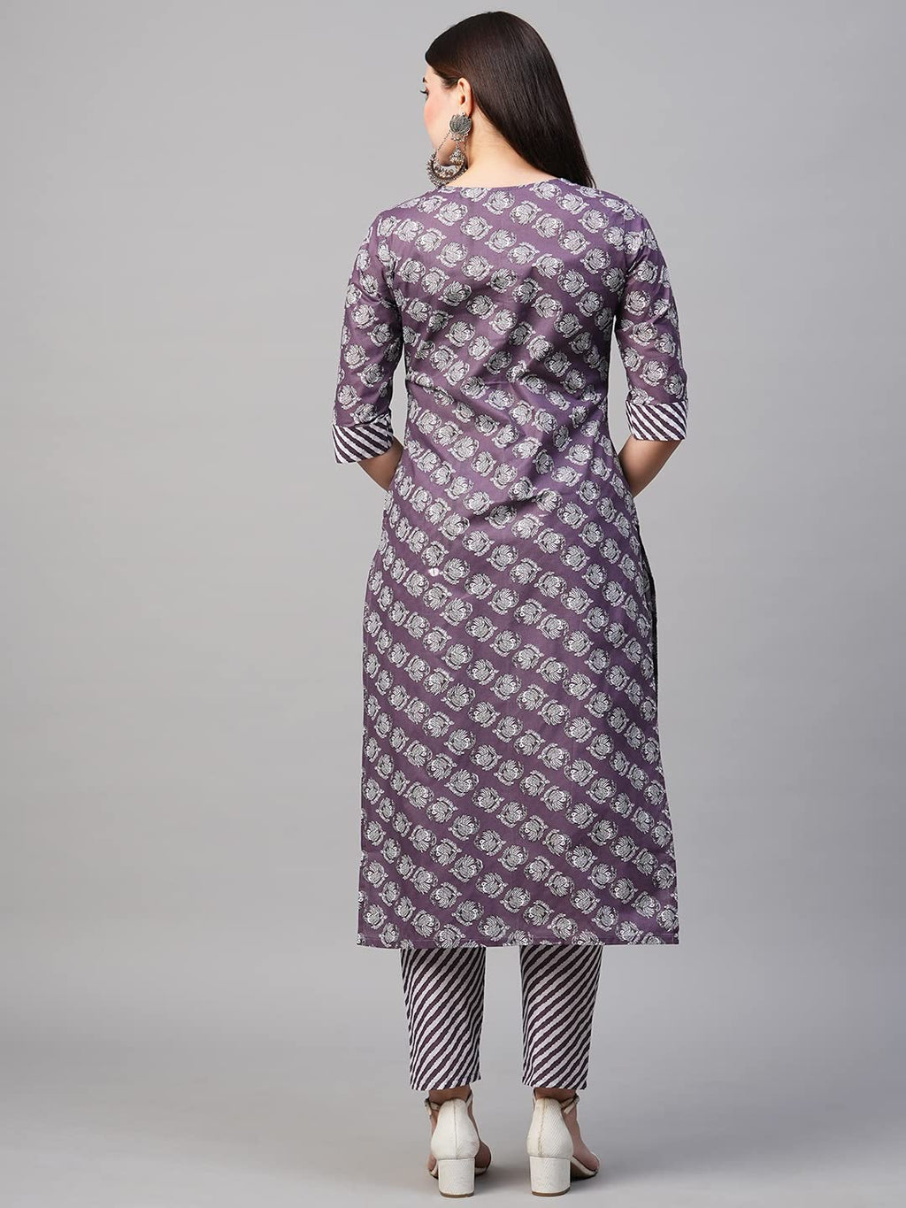 ANNI DESIGNER Womens Cotton Blend Printed Straight Kurta with Pant (Funnu Purple New01_L_Purple_Large)