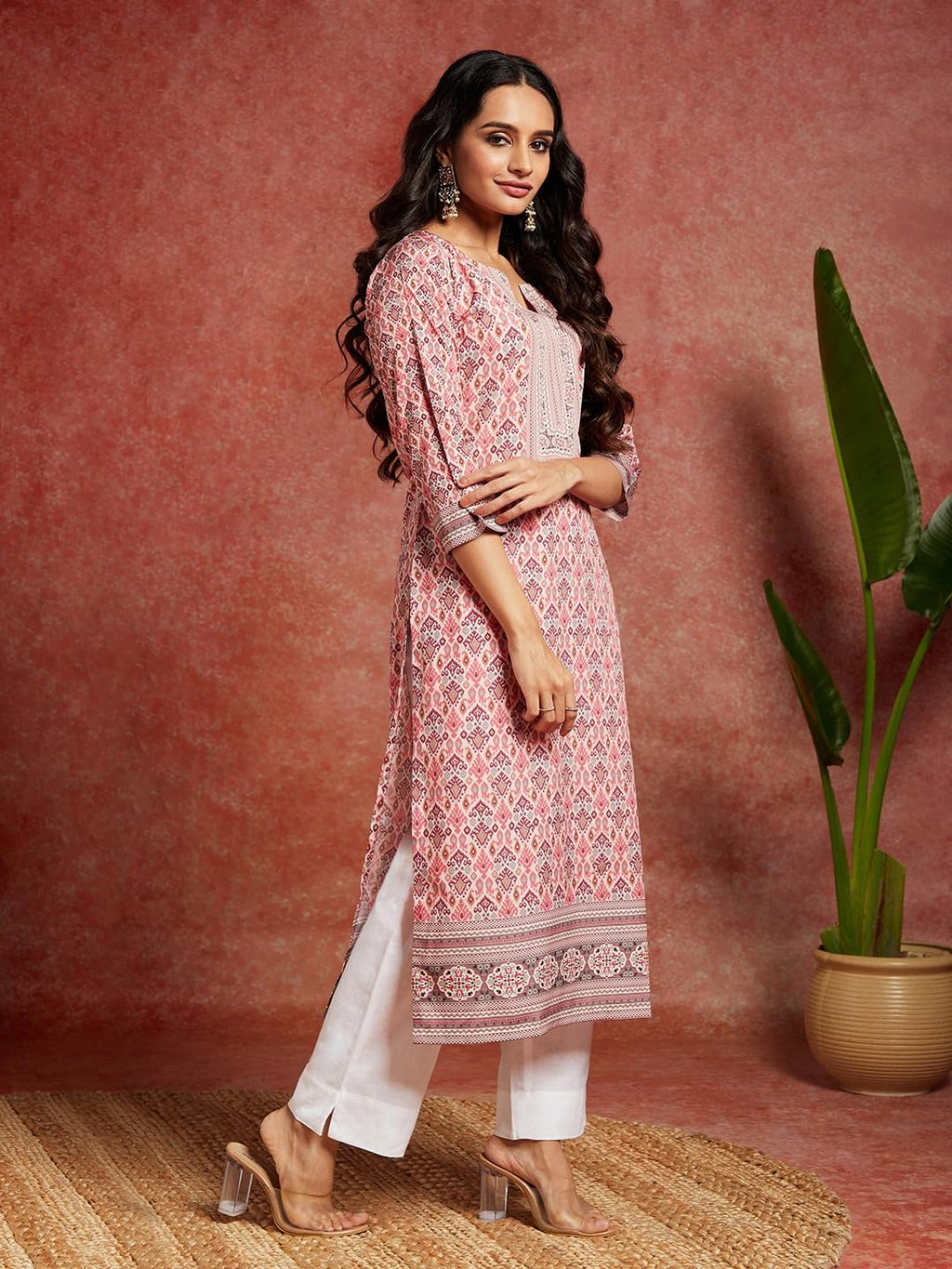 Libas WomenS Crepe Printed Straight Kurta (26535_Pink