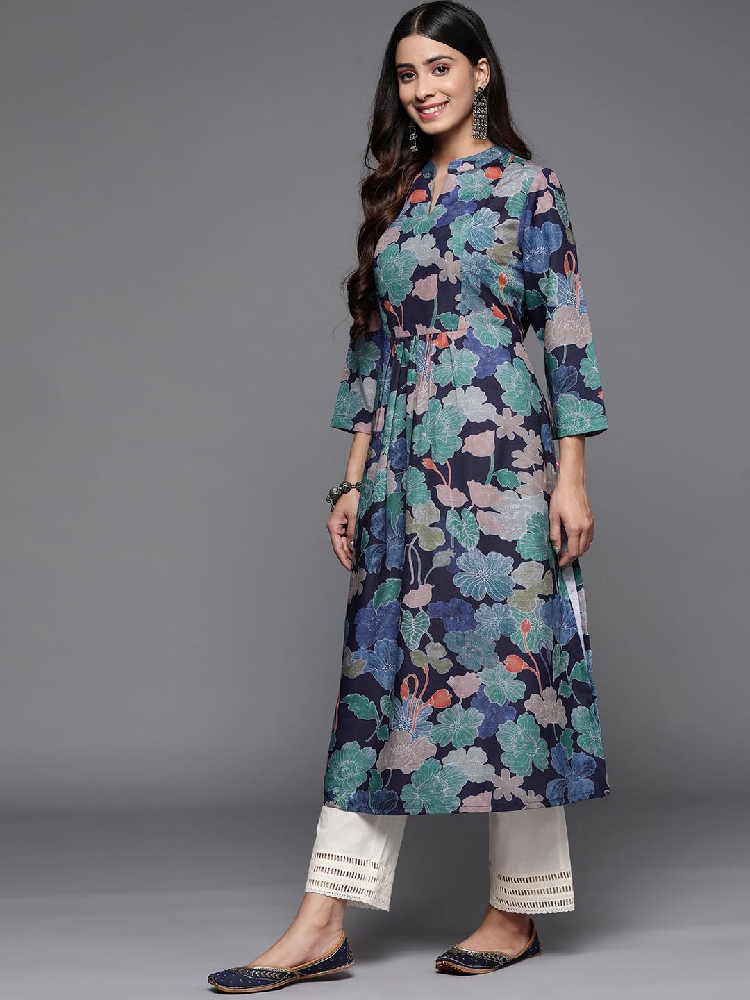 Varanga Women Blue Floral Printed Kurta With Mandarin Collar