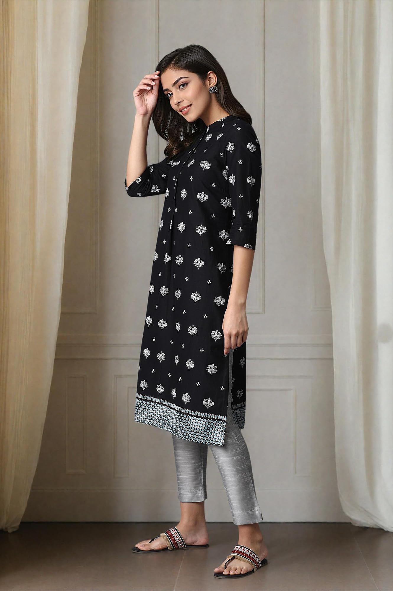 W Black Cotton Floral Printed Regular Kurta For Women