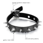 OIDEA Womens Punk Spiked Leather Choker Collar Necklace with Adjustable Size Buckle Halloween Decorations