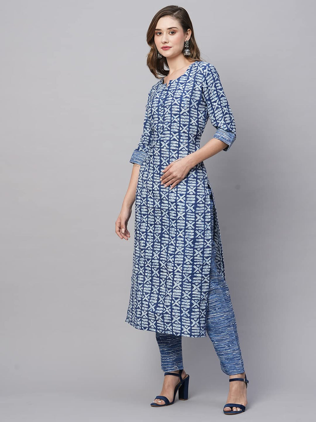 ANNI DESIGNER Womens Cotton Blend Printed Straight Kurta with Pant (Ubika Blue_S_Blue_Small)