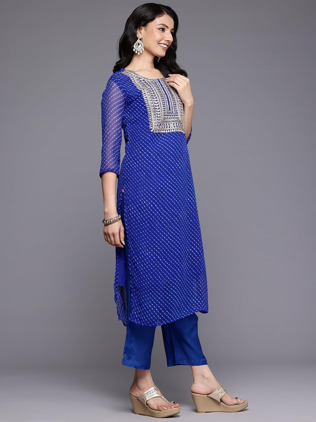Varanga Women Navy Blue Bandhani Zari Emboridered Kurta Set With Dupatta