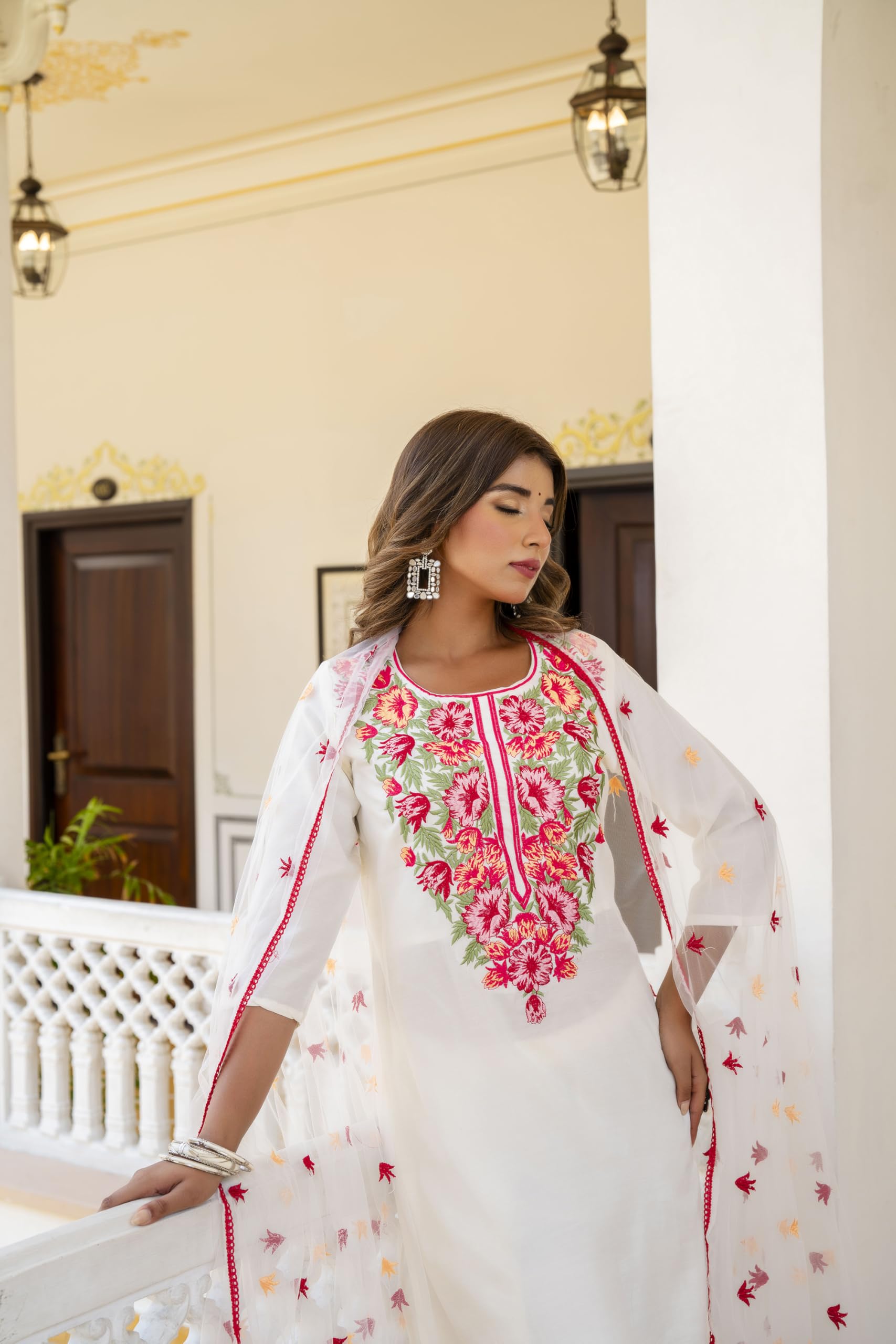 Yashika Women'S Cotton Blend Embroidered Set: This Elegant Ensemble For Special & Casual Wear, Includes A Straight Kurta Pant With Dupatta Set