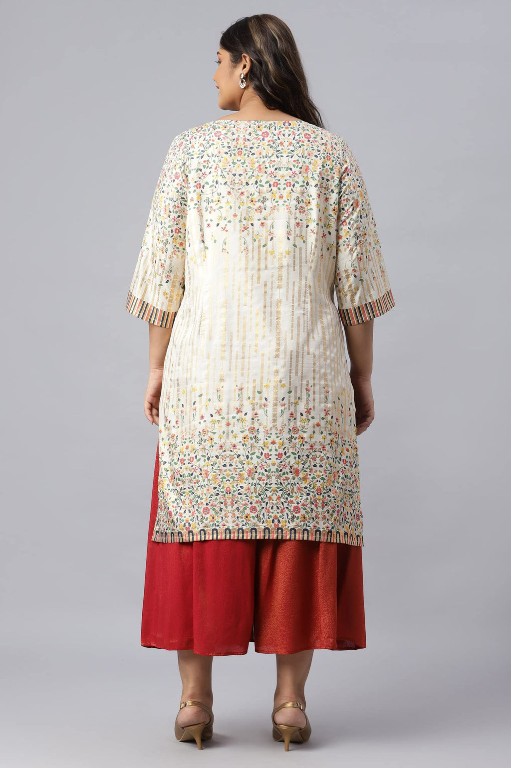 Aurelia Floral Polyester Round Neck Womens Kurta