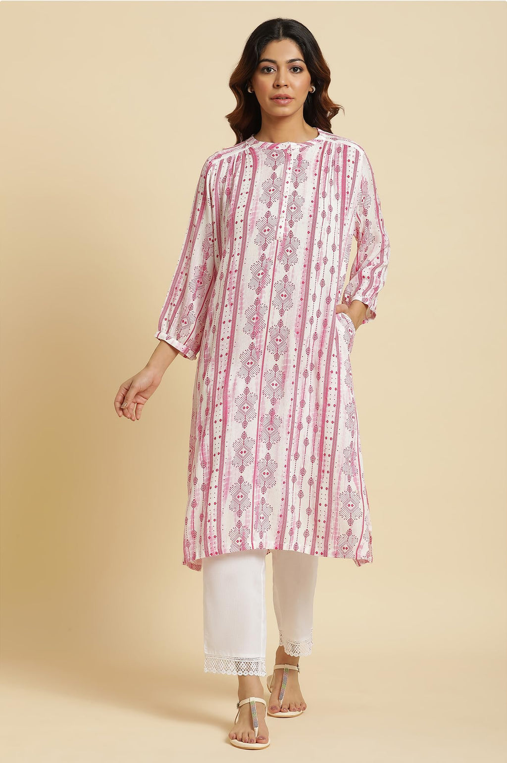 W Geometric Printed Pattern Regular Kurta In Pink For Women