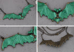 Alilang Gothic Bat Necklace Choker Flying Bat Pendant Necklace Halloween for Women, Green