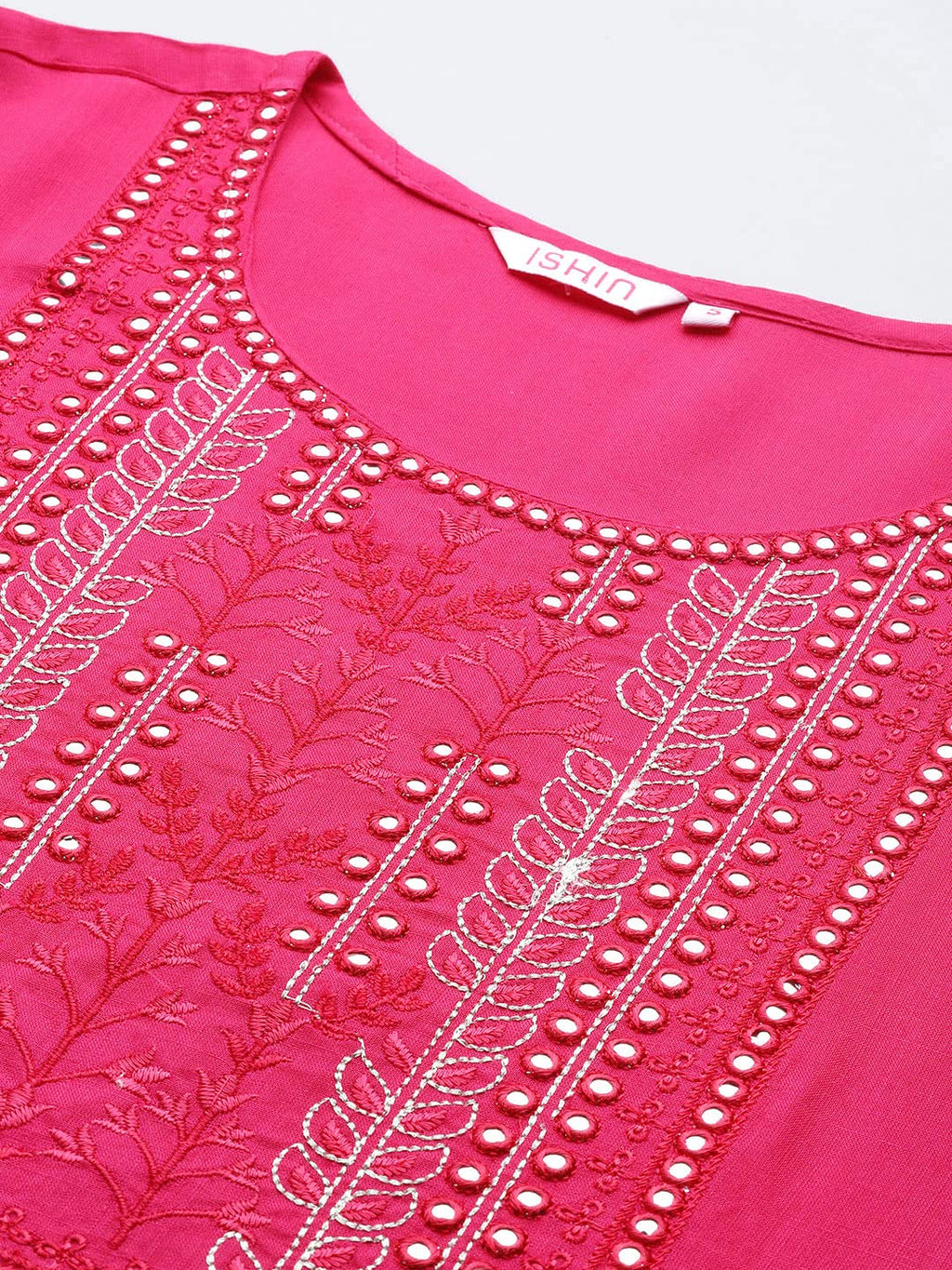 Ishin Women'S Viscose Straight Embellished Straight Kurta