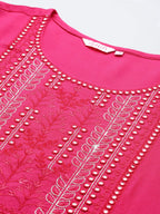 Ishin Women'S Viscose Straight Embellished Straight Kurta