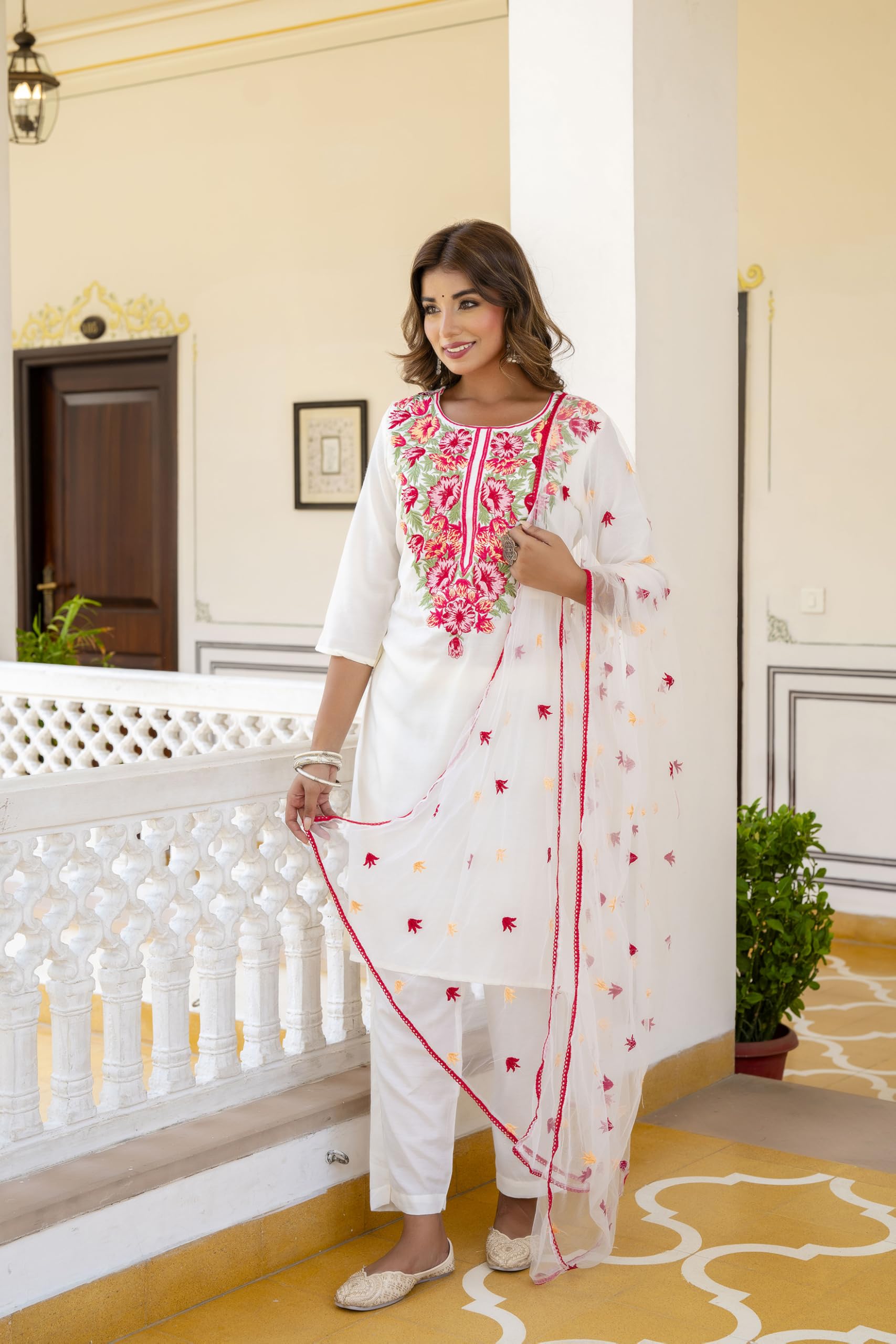 Yashika Women'S Cotton Blend Embroidered Set: This Elegant Ensemble For Special & Casual Wear, Includes A Straight Kurta Pant With Dupatta Set