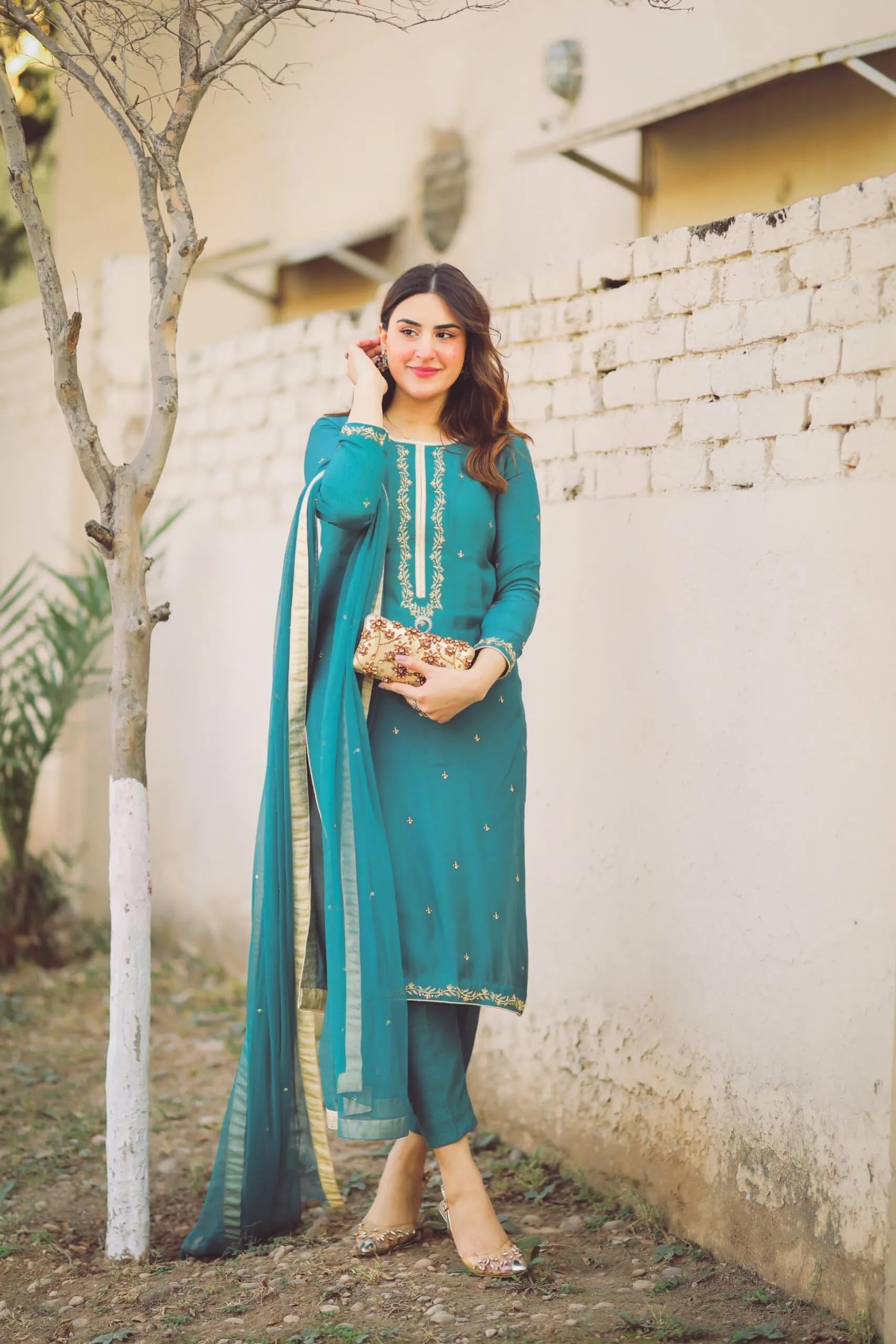 ANNI DESIGNER Womens Cotton Blend Straight Embroidered Kurta with Pant & Dupatta (Aaniyat Green_M_Green_Medium)
