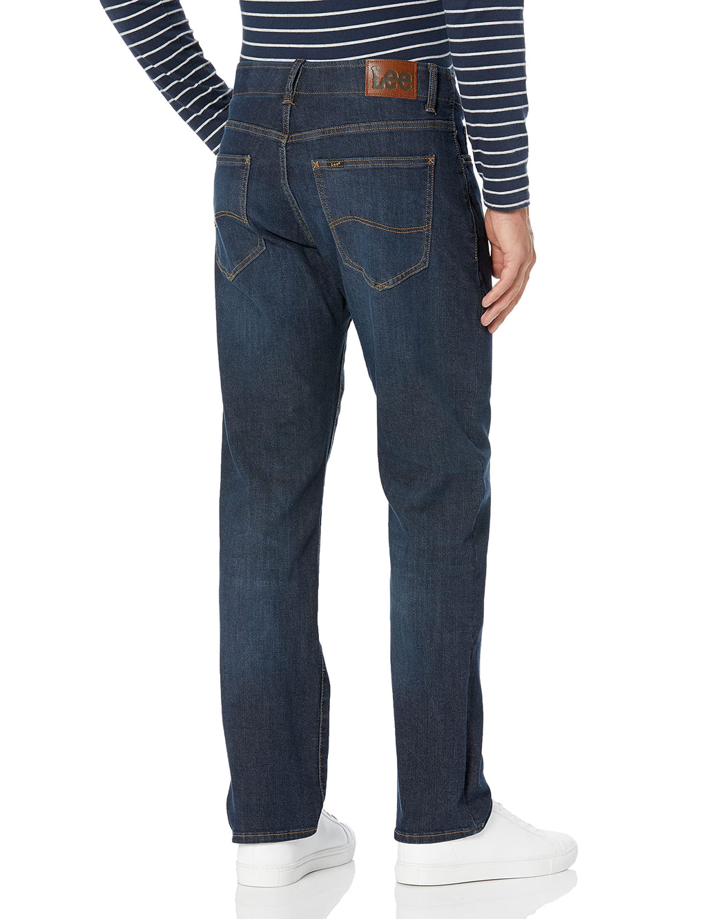 Lee Men's Extreme Motion Athletic Fit Tapered Leg Jean Blue Strike 32W x 32L