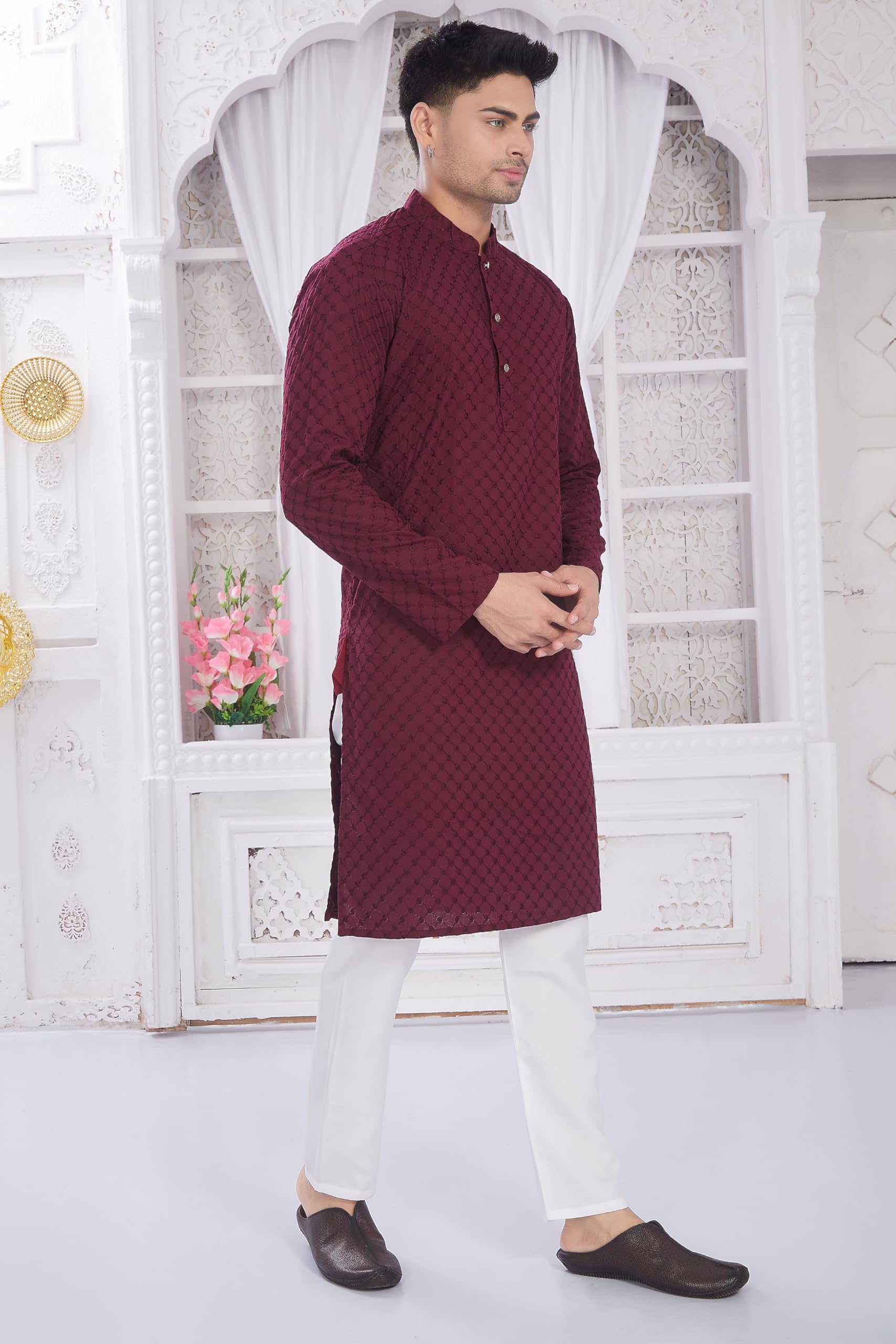 Divisive MenS Thread Embroidered Cotton Only Slim Fit Kurta (Dkrt631_M_Burgundy)