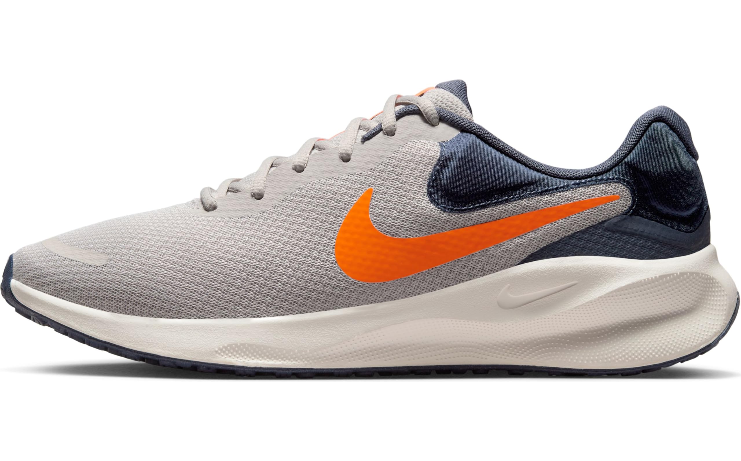 Nike Running Shoe Revolution 7 Men Running Shoes