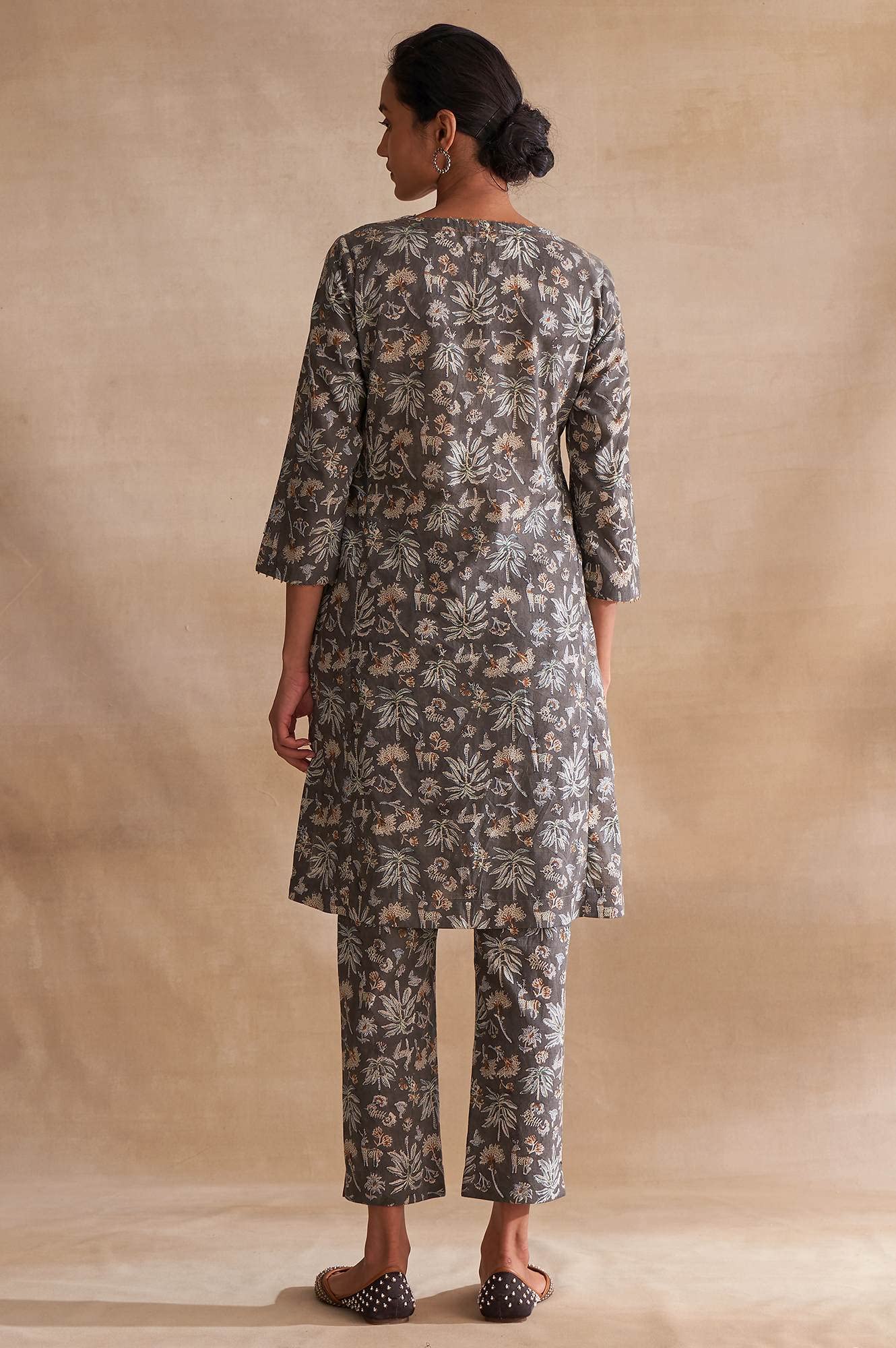 W For Woman Cotton Women Dark Handblock Print Slub Regular Kurta