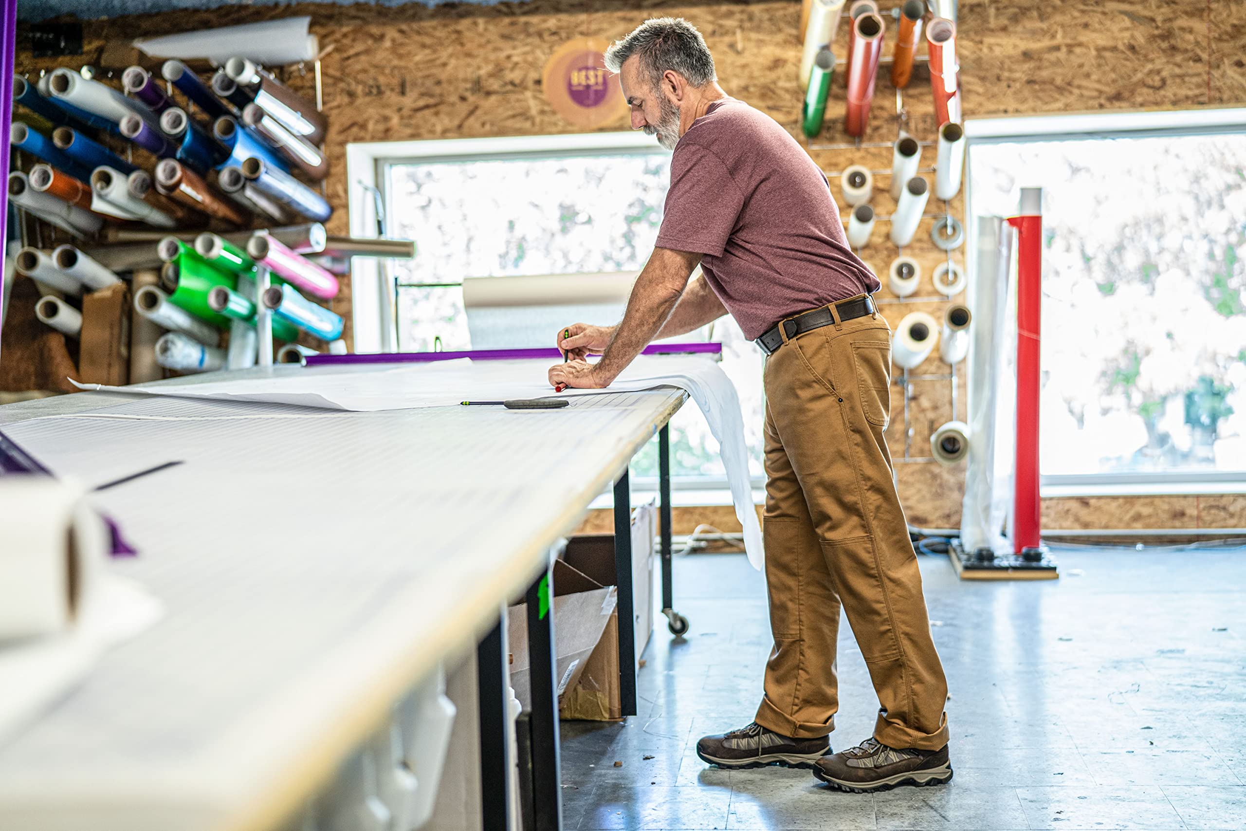 Dickies Men's Heavyweight Crew Neck Short Sleeve Tee, Chocolate Brown, X-Large