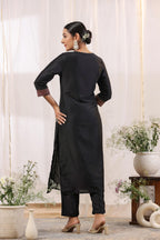 Ishin Women'S Black Ethnic Motifs Foil Print Straight Kurta With Trousers