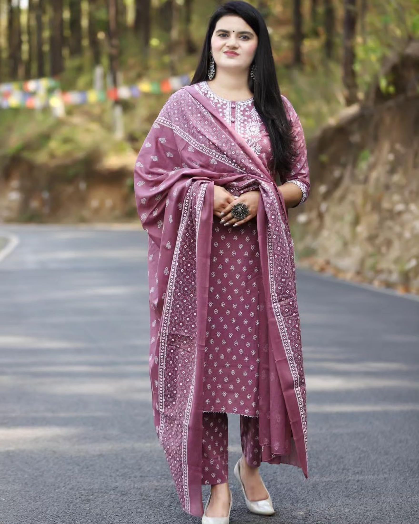 Suppar Sleave Round Straight Kurta Pant Duppatta Set/Printed Long Kurta With Pant Dupatta Beautiful Embroidred Neck Reyon Womens