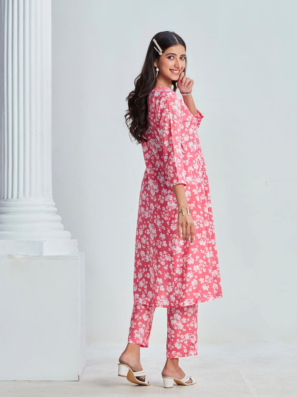 Ishin Women'S Ethnic Pink Cotton Kurta Sets