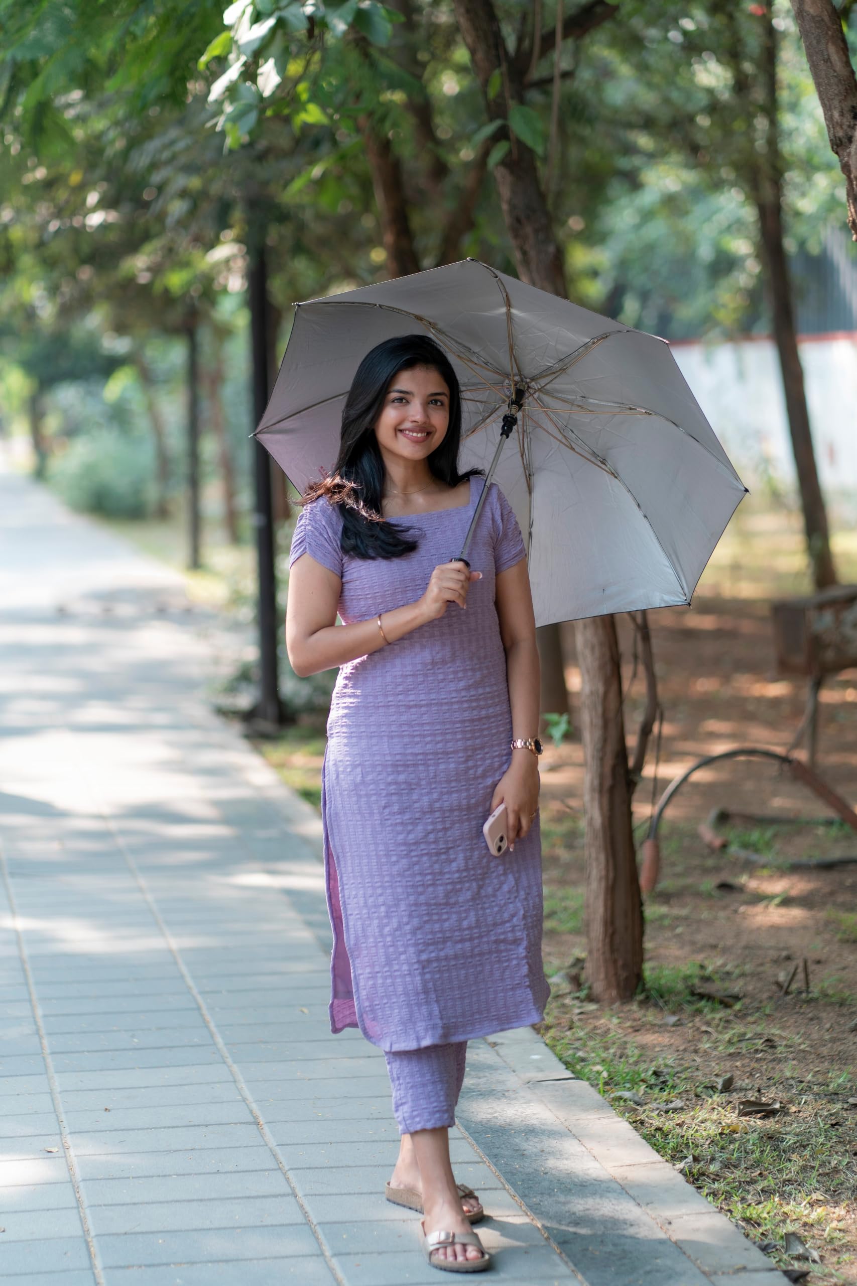 Gosriki Women'S Rayon Viscose Straight Solid Kurta With Pant