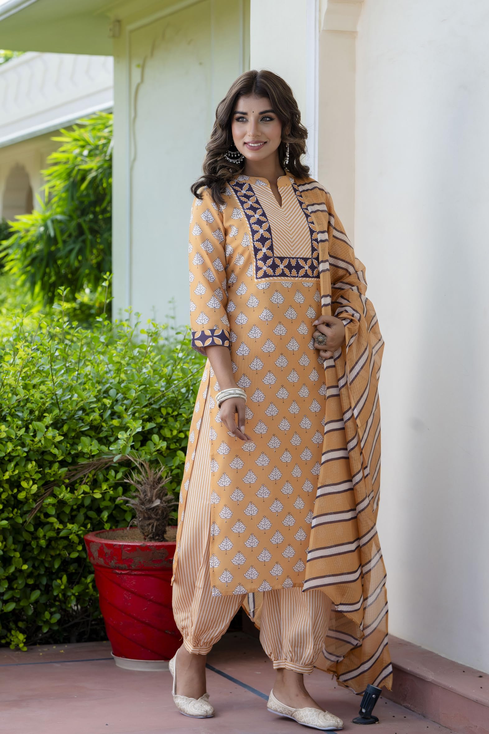 Yashika Women'S Cotton Blend Printed Straight Kurta Afghani Pant Dupatta Kurta Set-Ethnic Elegance Embodied | Perfect Fusion Of Tradition And Style