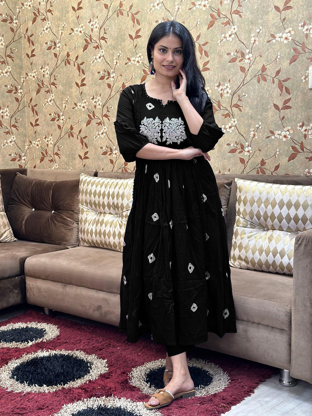 ANNI DESIGNER Womens Rayon Blend Floral Straight Kurta with Pant (ANVESHI-CLRS_Black_X-Large)