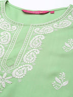 Anubhutee Women'S Viscose Rayon Green Thread Work Ethnic Motifs Embroidered Straight Kurta