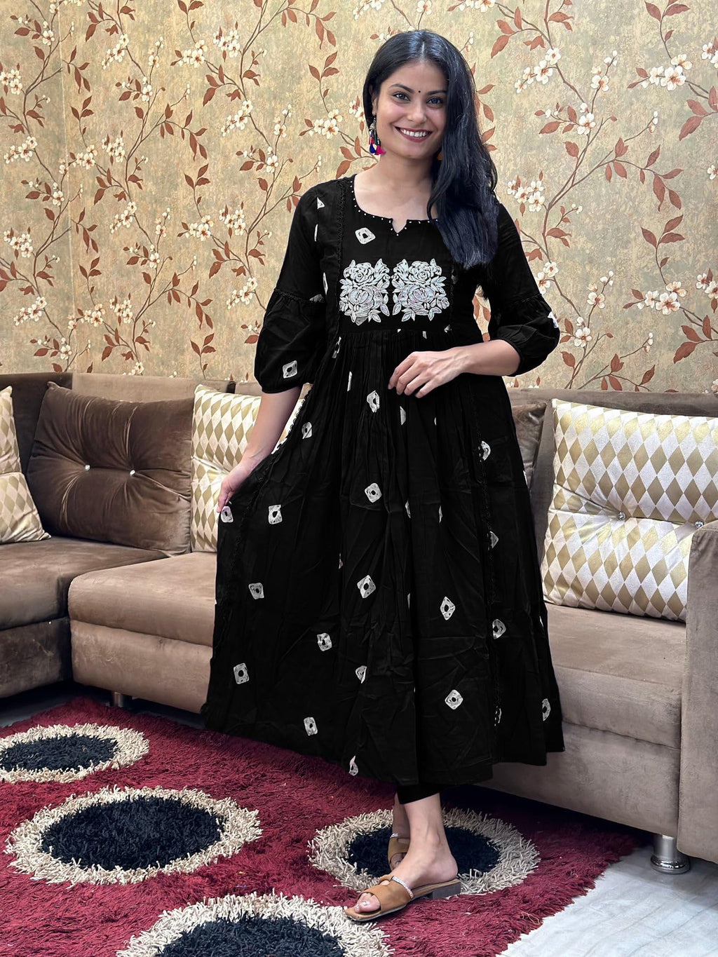 ANNI DESIGNER Womens Rayon Blend Floral Straight Kurta with Pant (ANVESHI-CLRS_Black_X-Large)