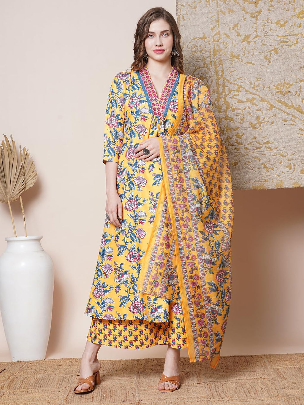 ANNI DESIGNER Women s Rayon Blend Kurta with Pants and Dupatta, Yellow, L