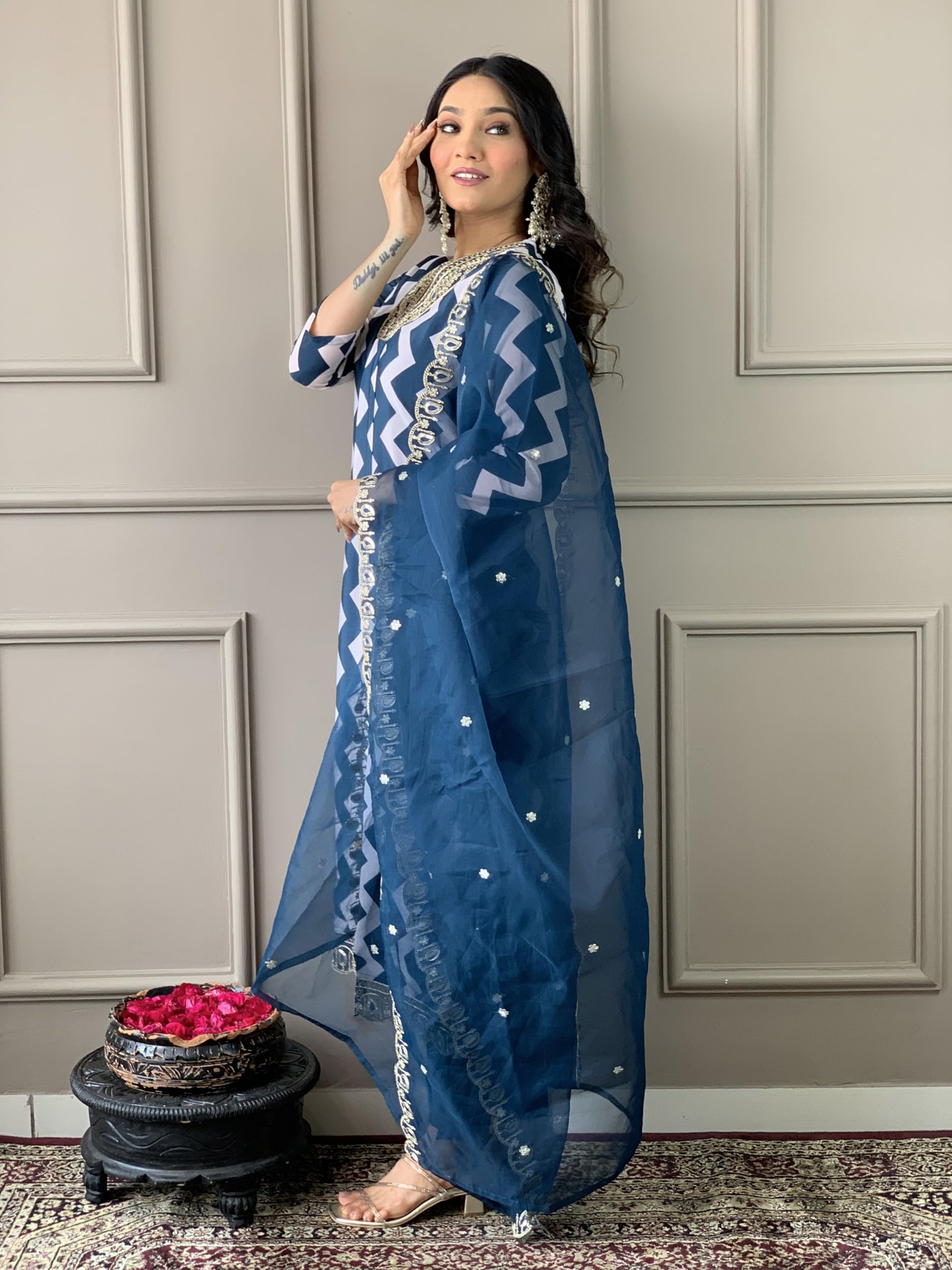 Naixa Womens French Crepe Embroidery Printed Straight Kurta with Pant and Dupatta Sets